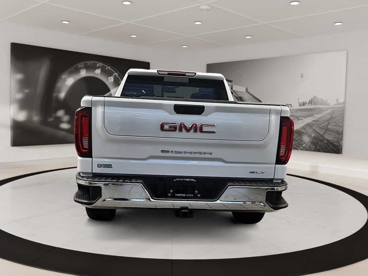 2022 GMC Sierra 1500 4Wd Crew Cab 3.0L Slt - Image 3