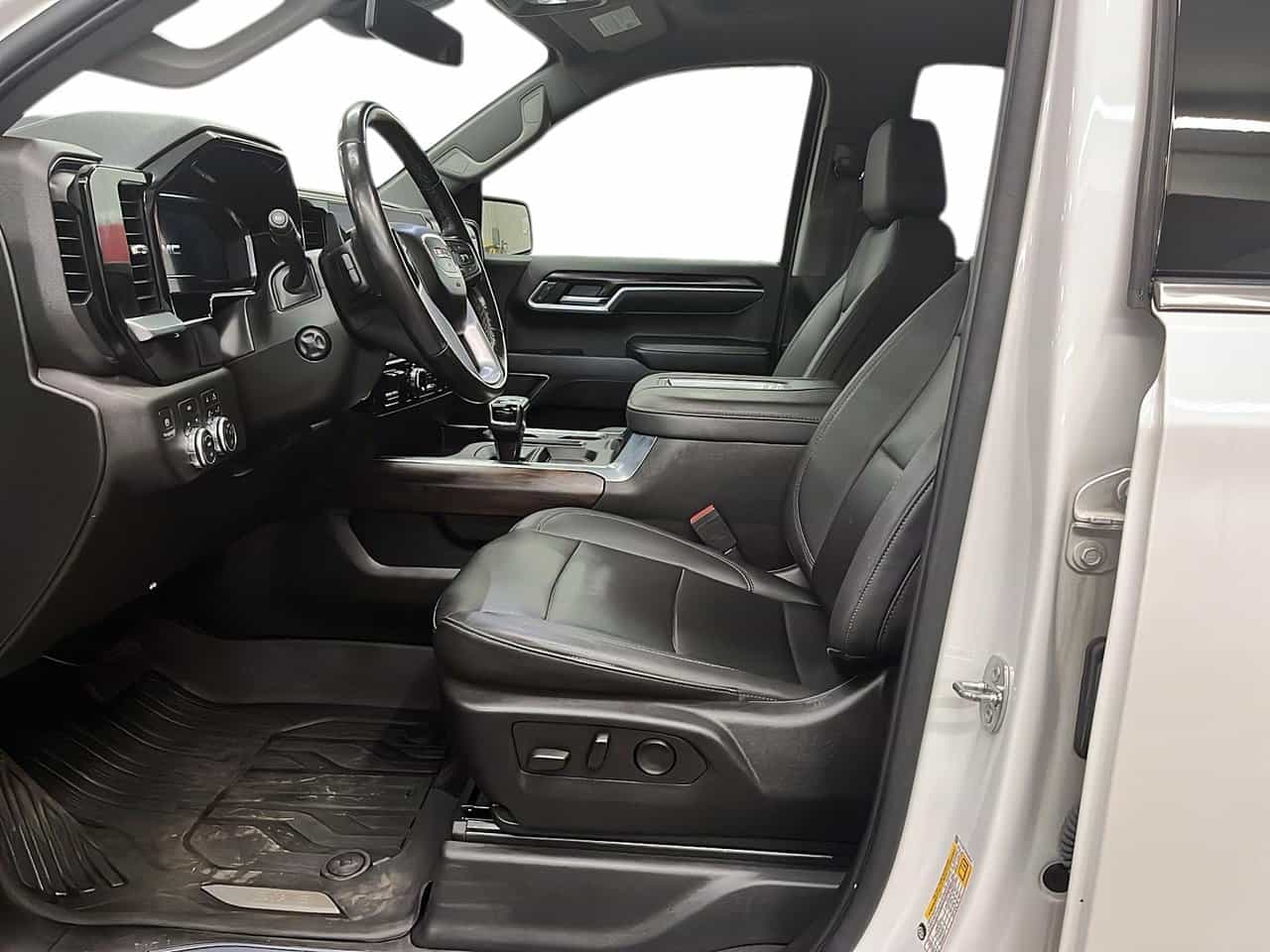 2022 GMC Sierra 1500 4Wd Crew Cab 3.0L Slt - Image 9