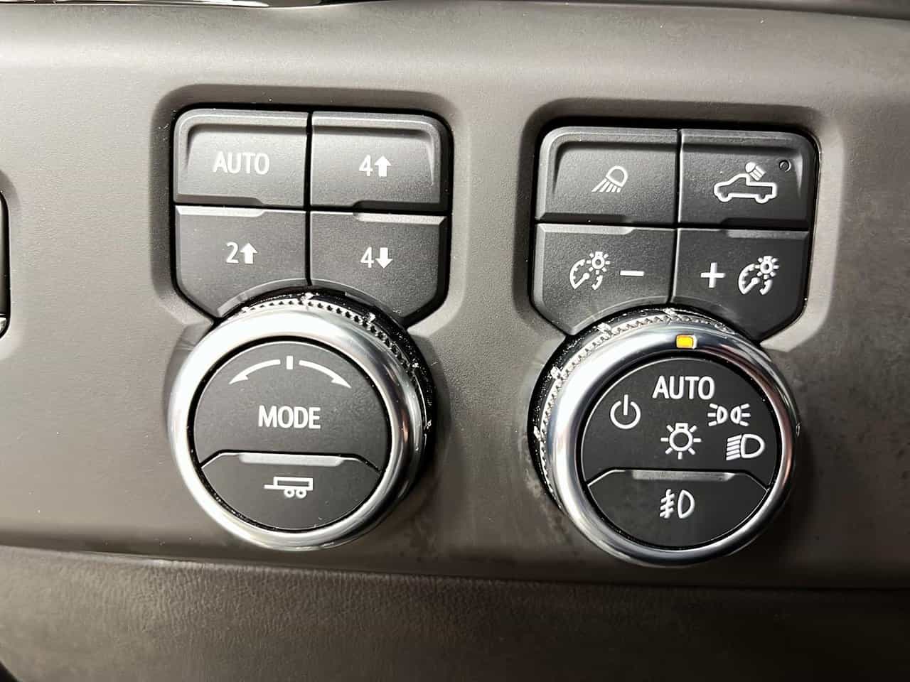 Image 16 GMC Sierra 1500 At4 2022