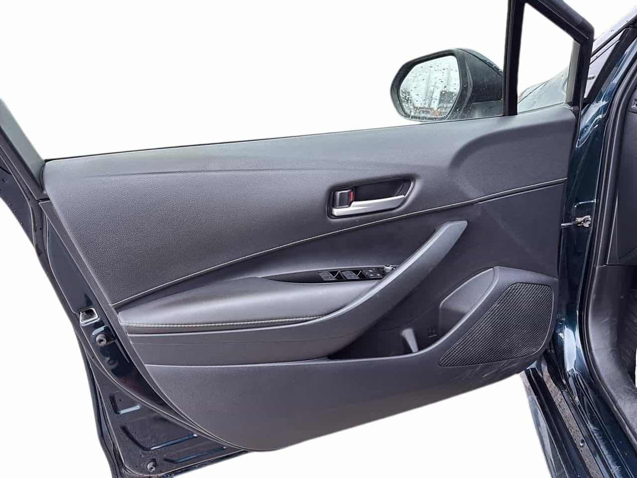 2020 Toyota Corolla Hatchback Base - Image 10