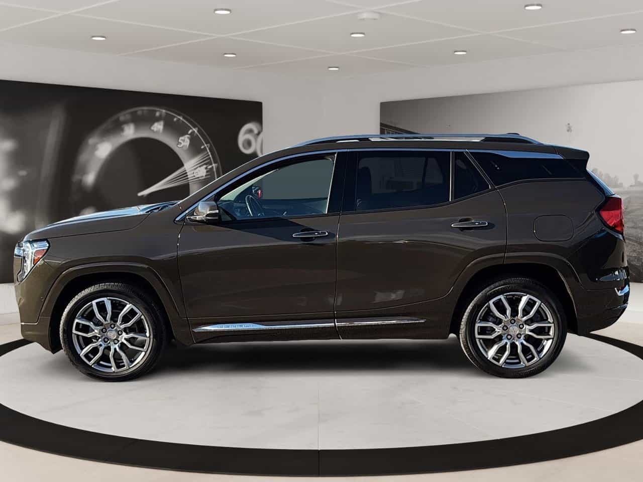 2023 GMC Terrain Awd 4Dr Denali - Image 5