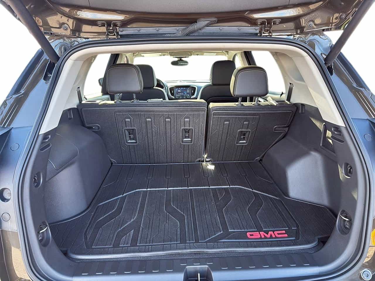 2023 GMC Terrain Awd 4Dr Denali - Image 6