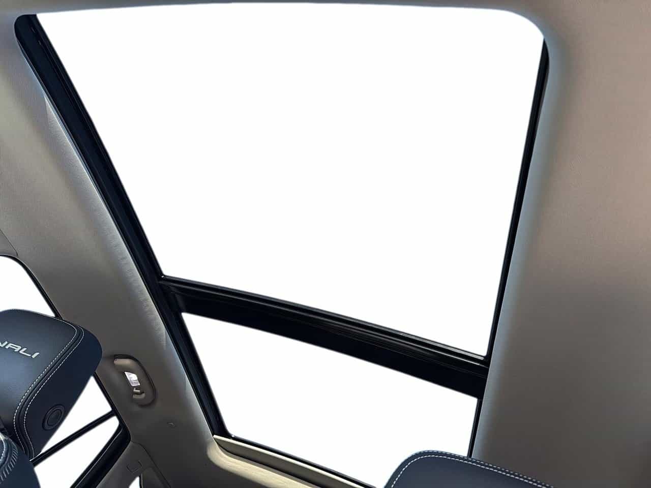 2023 GMC Terrain Awd 4Dr Denali - Image 14