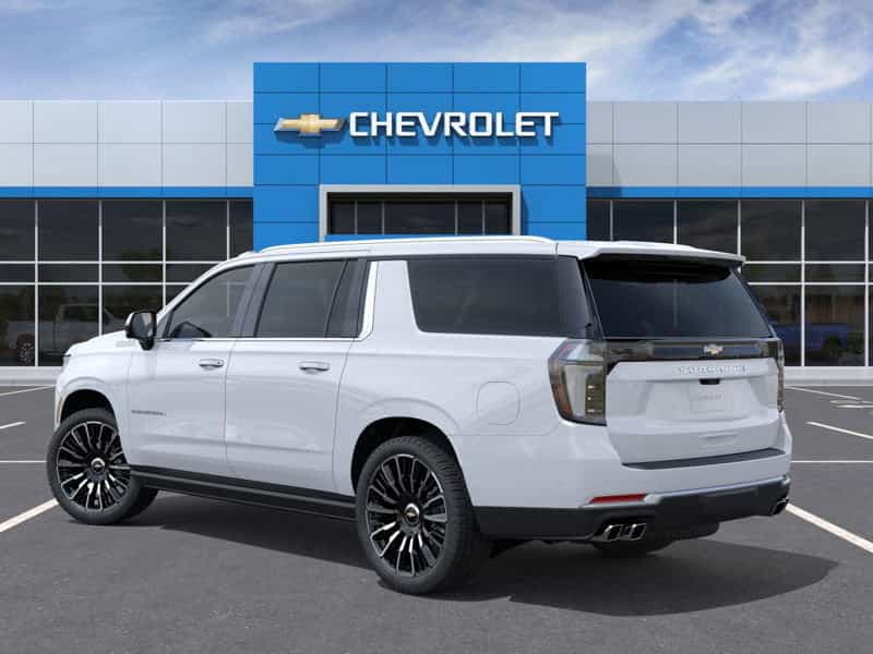 2026 Chevrolet Suburban High Country - Image 3