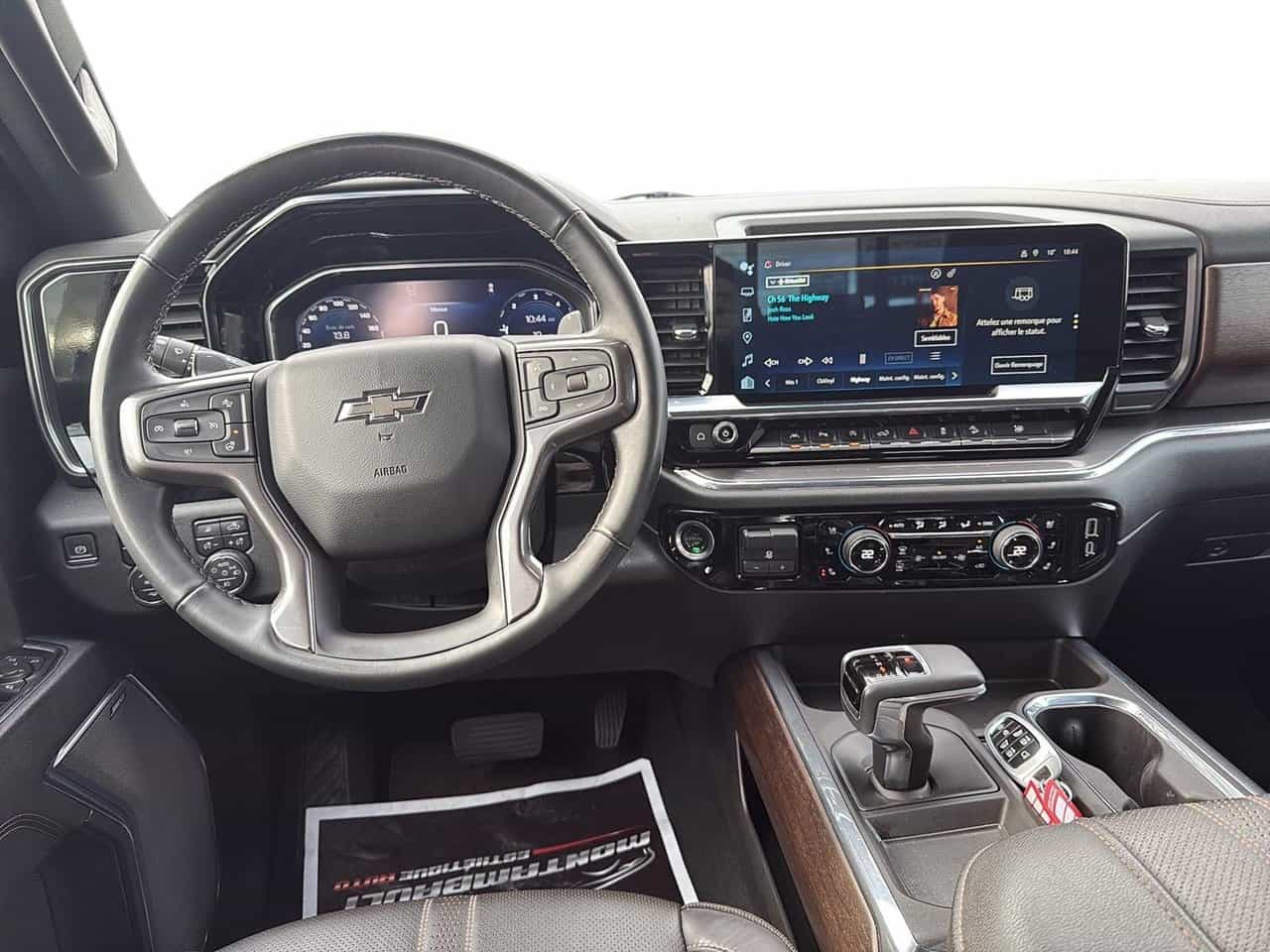 2024 Chevrolet Silverado 1500 Crew Cab 147 High Country 3.0L - Image 9