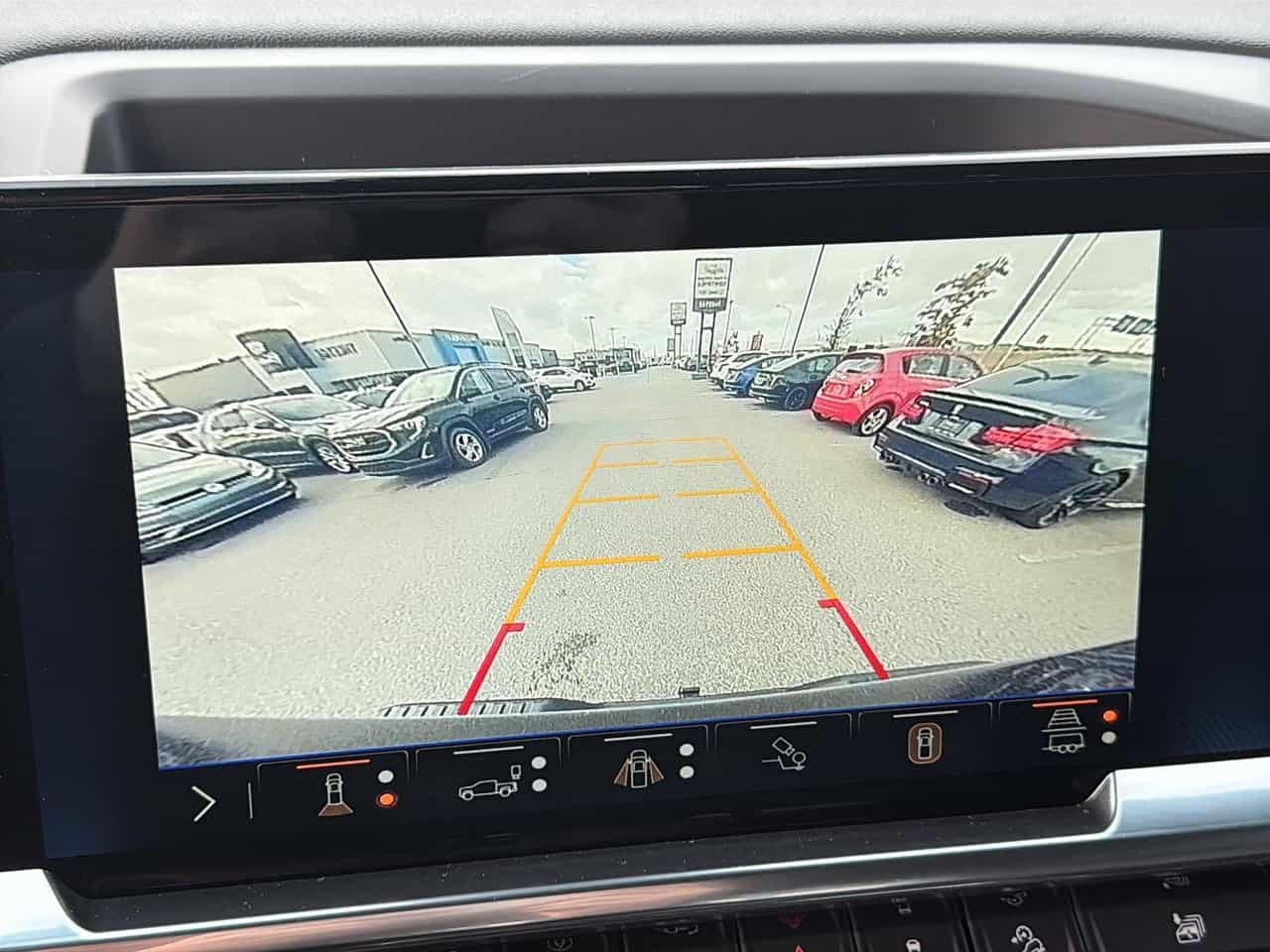 2024 Chevrolet Silverado 1500 Crew Cab 147 High Country 3.0L - Image 15