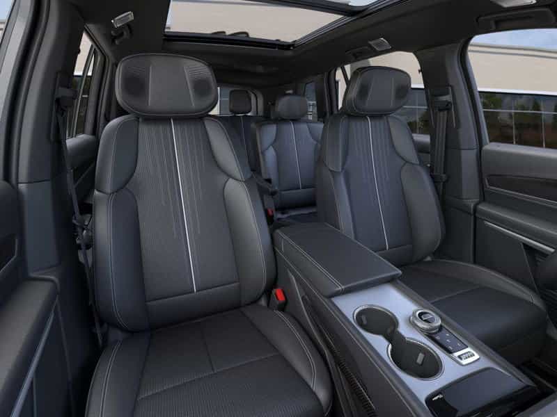 Image 6 Cadillac Vistiq Sport 2026