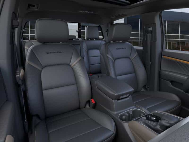 2026 GMC Canyon Denali - Image 6