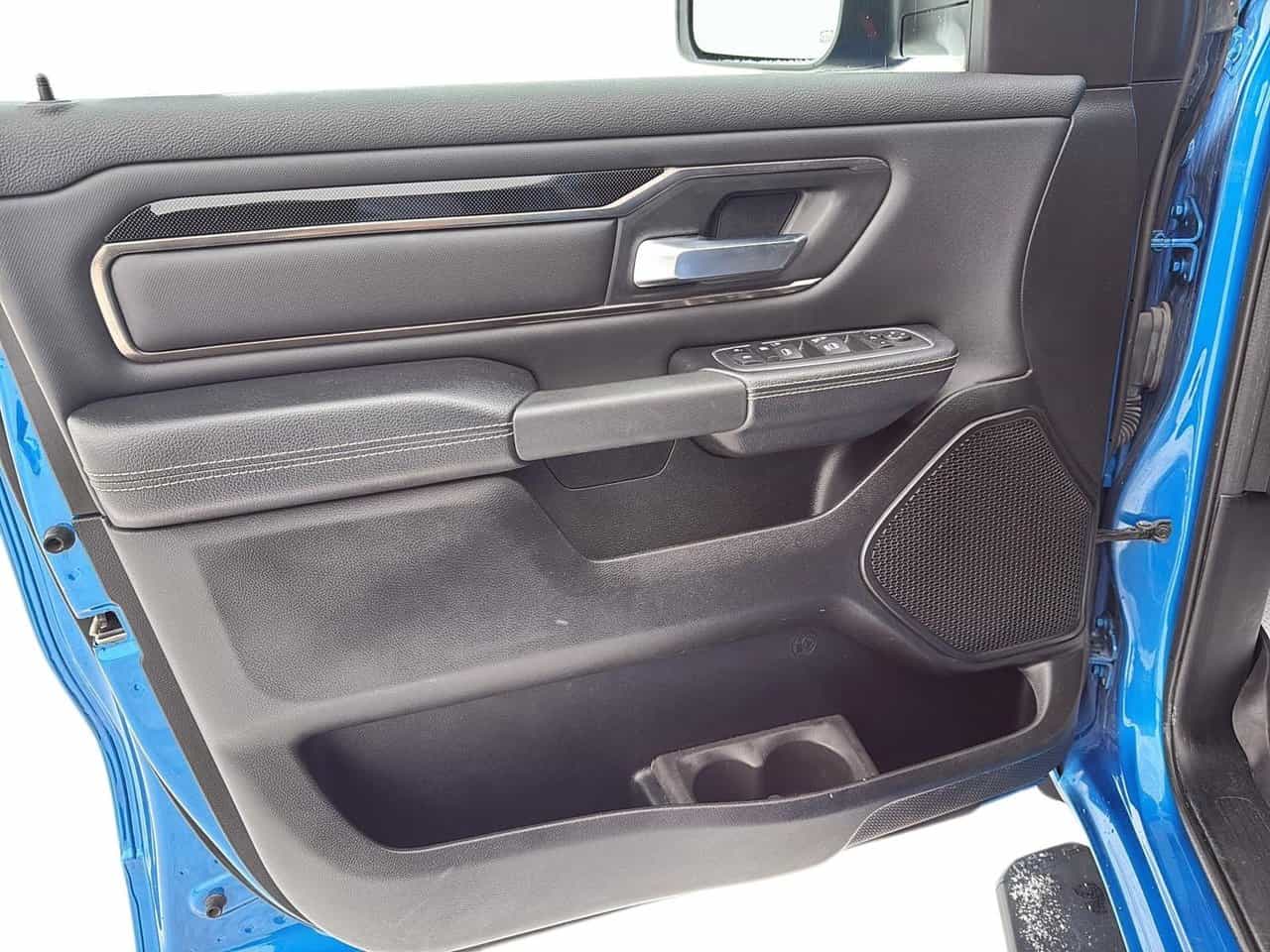 2022 RAM 1500 Sport 4X4 Crew Cab 5'7 Box *Audio Alpine* - Image 10