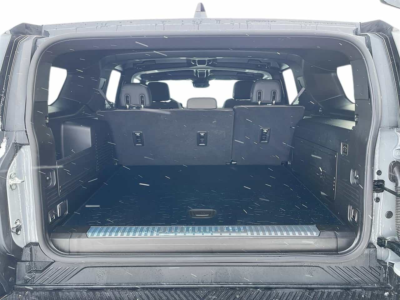 Image 6 GMC Hummer EV SUV E4WD 2X *Taux à partir de 3.99%* 2025