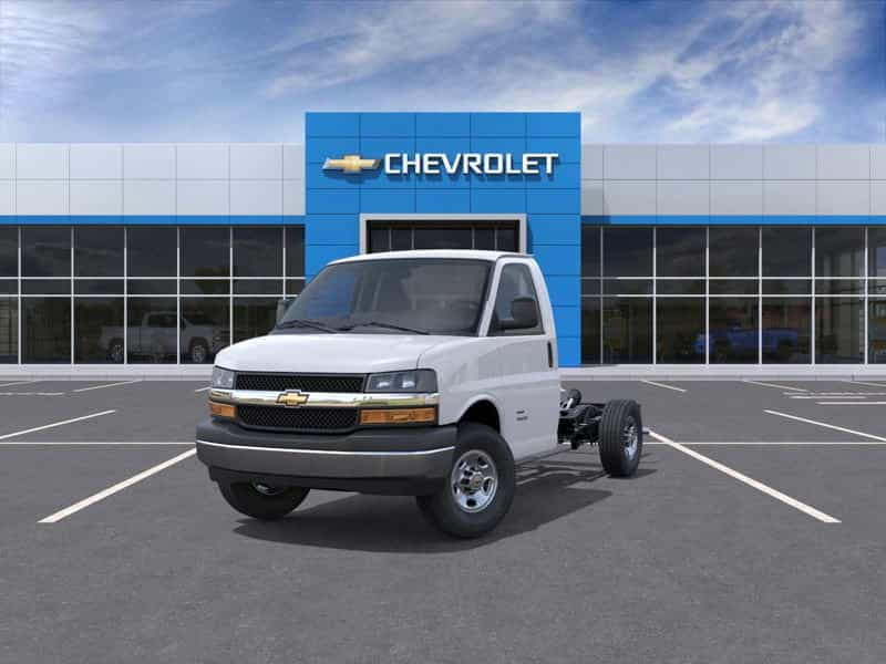 2026 Chevrolet Express Cutaway 3500 Wt 139'' - Image 1