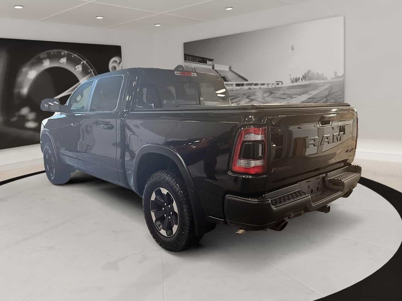 Image 4 RAM 1500 Rebel 4X4 Crew Cab 5'7 Box 2022