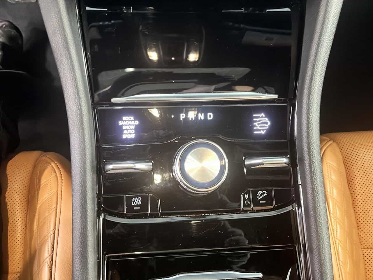 2023 Jeep Grand Cherokee L Summit 4X4 - Image 15