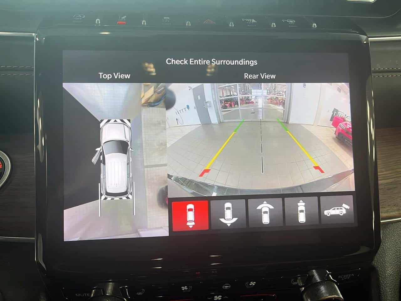 2023 Jeep Grand Cherokee L Summit 4X4 - Image 17