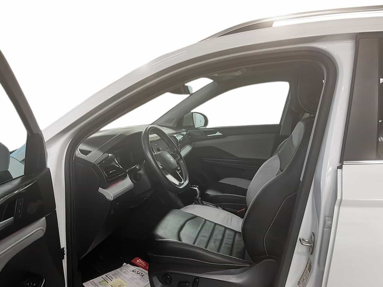 Image 9 Volkswagen Taos Highline 4Motion 2023