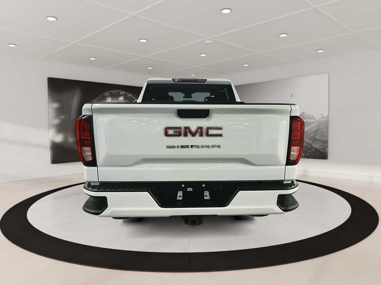 2024 GMC Sierra 1500 4Wd Crew Cab 2.7L Pro *21 271Km* - Image 3