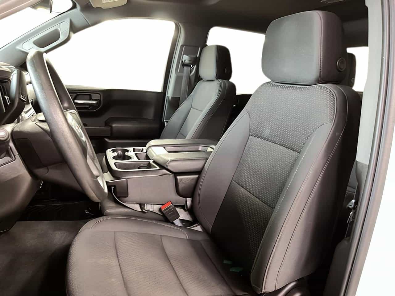 2024 GMC Sierra 1500 4Wd Crew Cab 2.7L Pro *21 271Km* - Image 9