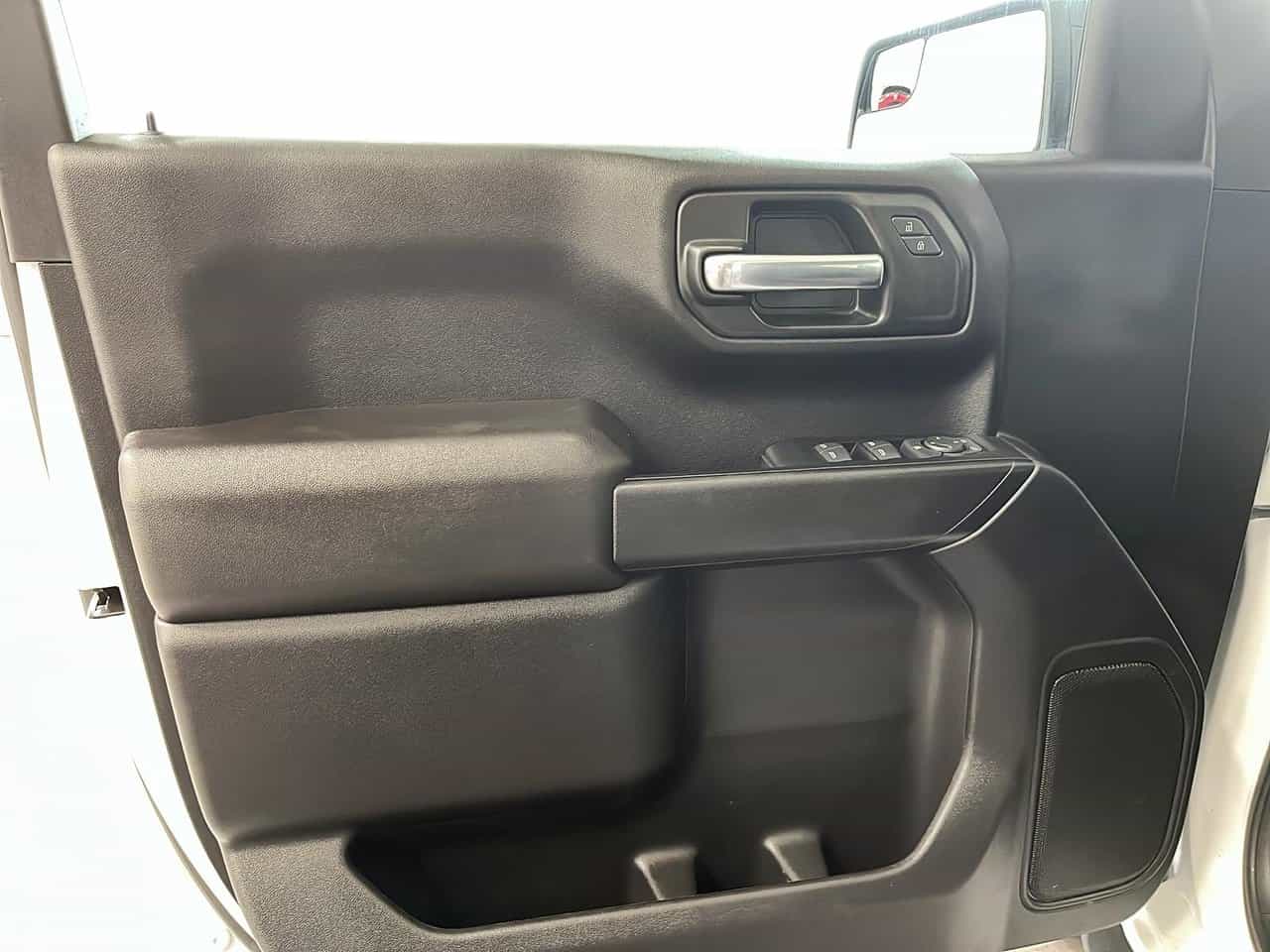 Image 11 GMC Sierra 1500 4Wd Crew Cab 2.7L Pro *21 271Km* 2024