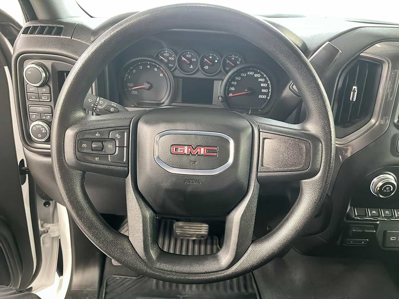 2024 GMC Sierra 1500 4Wd Crew Cab 2.7L Pro *21 271Km* - Image 12