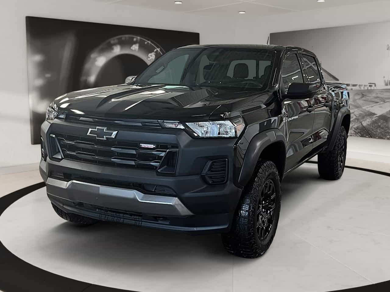 2024 Chevrolet Colorado 4Wd Crew Trail Boss * Tres Bas Km * - Image 1