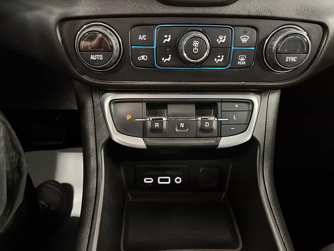 2022 GMC Terrain Awd 4Dr Slt * Tres Bas Km * - Image 14