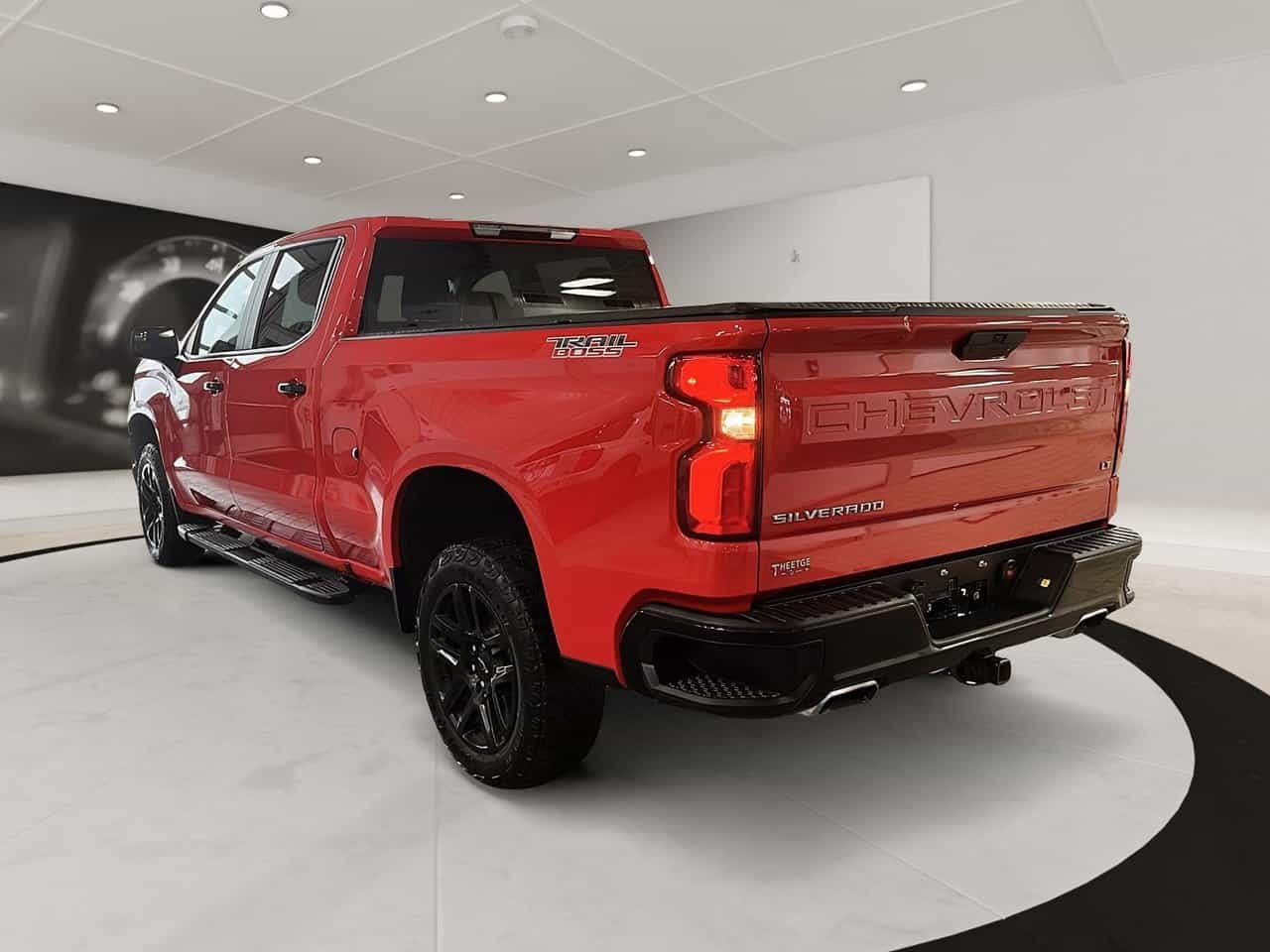 2021 Chevrolet Silverado 1500 4Wd Crew Cab Lt Trail Boss * V8 5.3 L * - Image 4