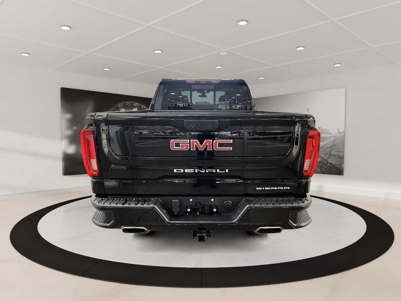 Image 3 GMC Sierra 1500 4Wd Crew Cab 157 Denali 2020