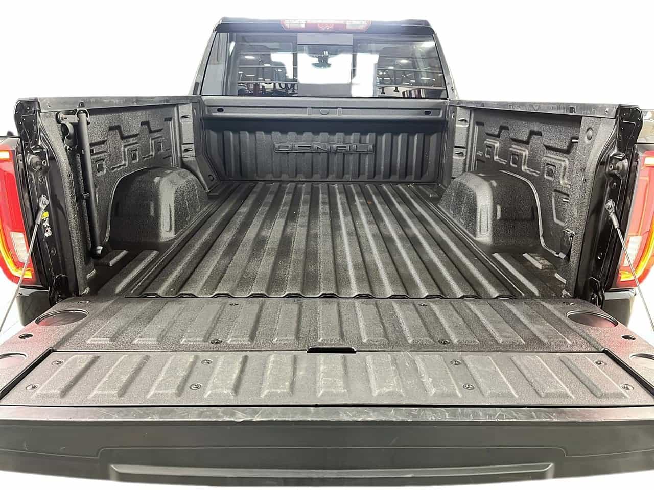 Image 16 GMC Sierra 1500 4Wd Crew Cab 157 Denali 2020