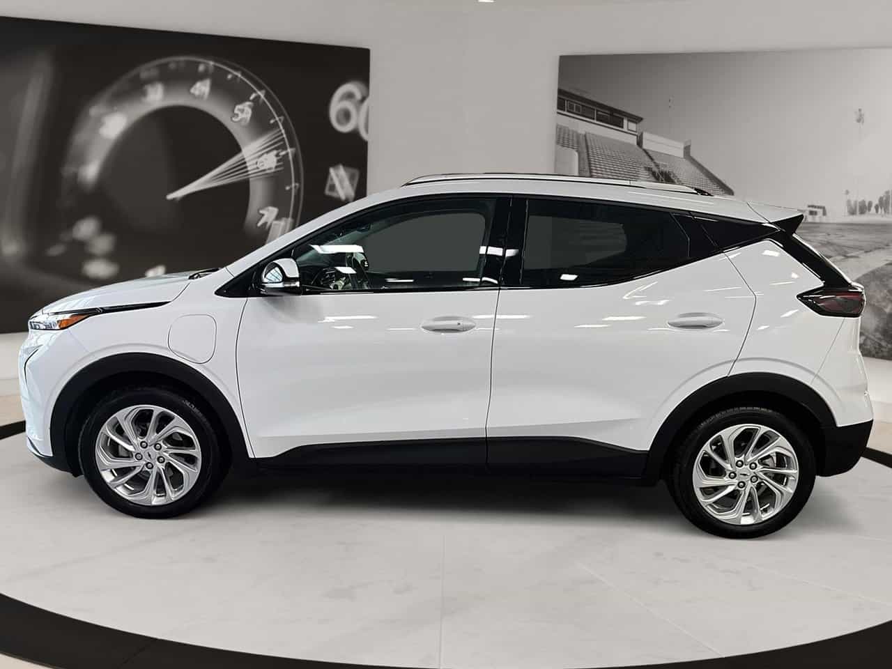 Image 5 Chevrolet Bolt EUV Fwd 4Dr Lt * Tres Bas Km * 2023