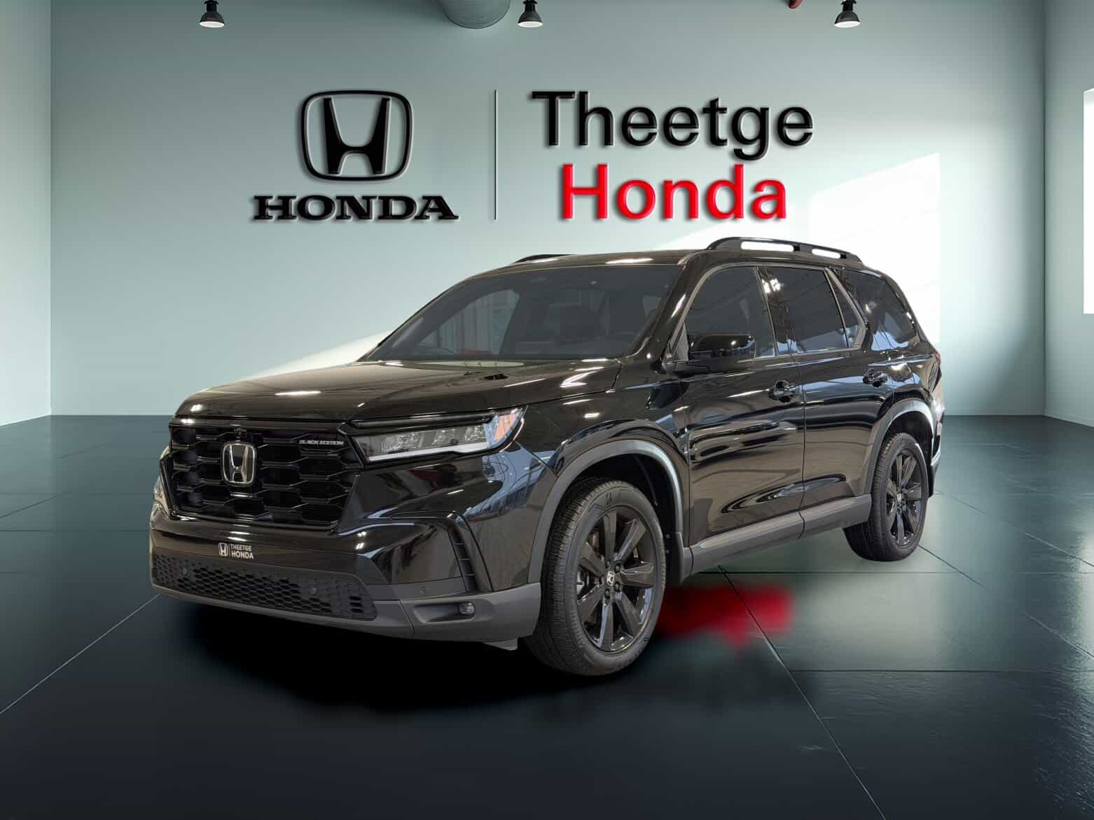 2023 Honda Pilot Black Edition AWD - Image 1