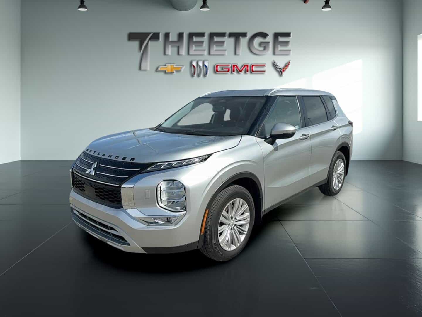 2024 Mitsubishi Outlander SE S-AWC *19 000km* - Image 1