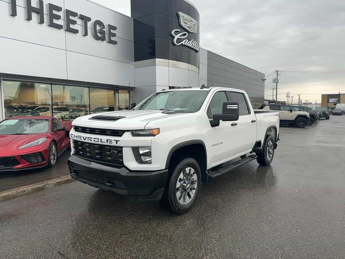 2023 Chevrolet Silverado 2500 HD Custom cabine multiplace 4RM 159 po - Image 1