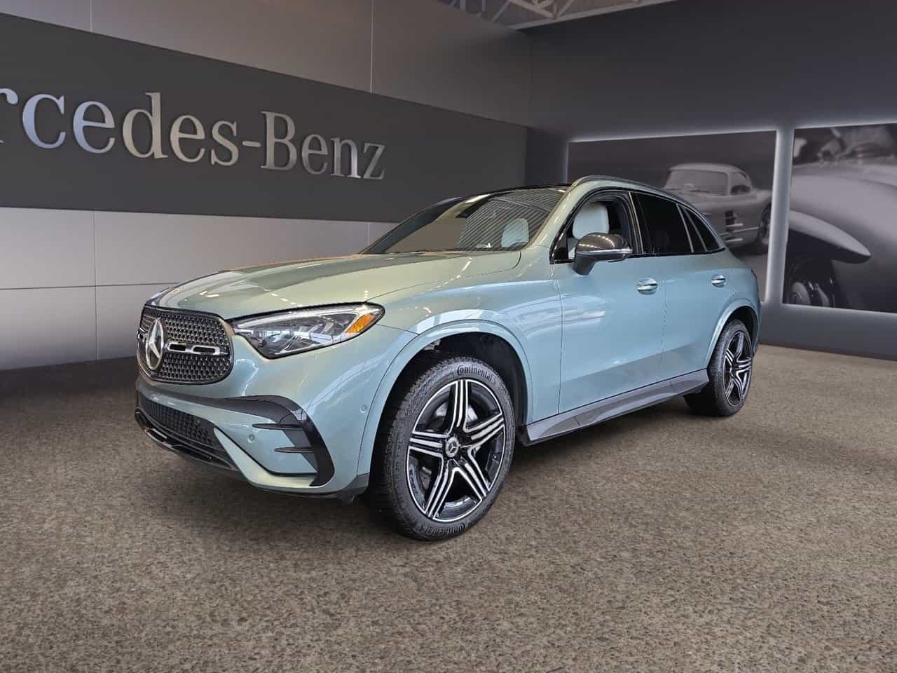 Image 1 Mercedes-Benz GLC GLC 300 Ens. Ligne AMG, Nuit & Garniture exclusive 2026