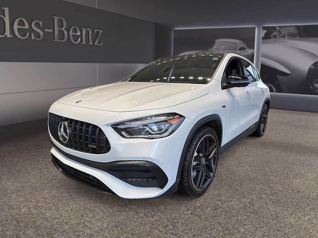 Image 1 Mercedes-Benz GLA AMG GLA 35 Ens. Nuit, Conducteur AMG, Garniture Exclusive... 2023