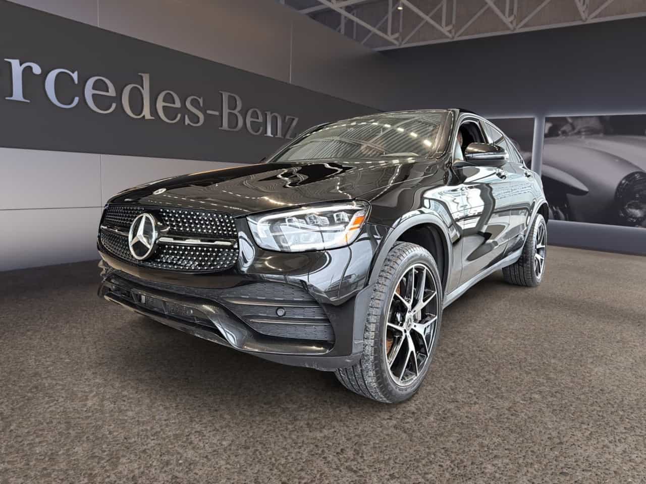 2023 Mercedes-Benz GLC GLC 300 Coupe Ensembles Nuit & Premium - Image 1