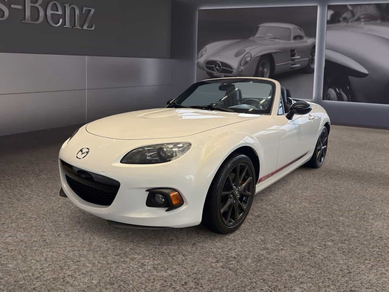 Image 1 Mazda MX-5 GS Toit rigide convertible, Lecteur CD... 2015