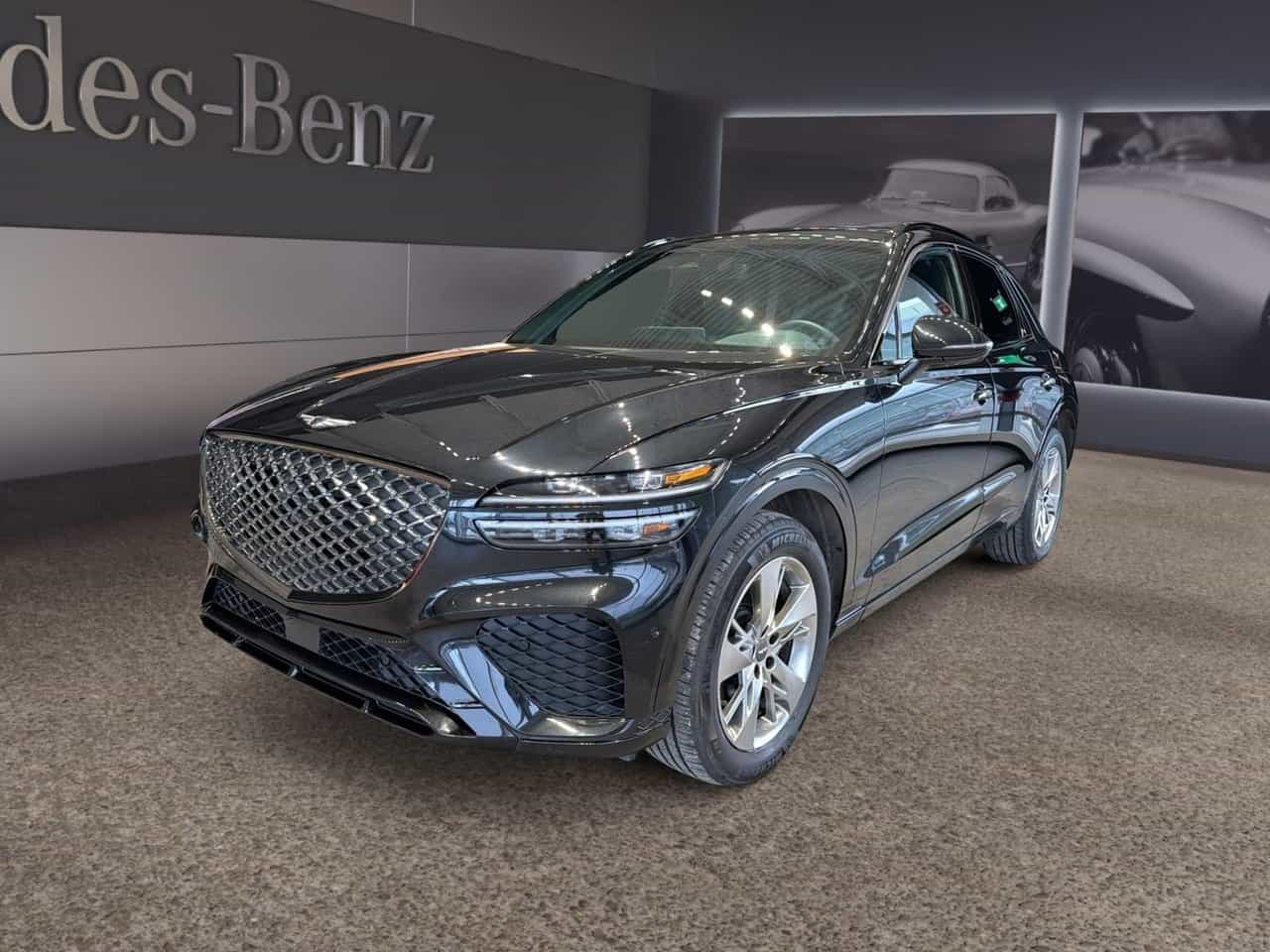 Image 1 Genesis GV70 2.5T Prestige Toit pano, Navigation, Volant chauffant... 2022