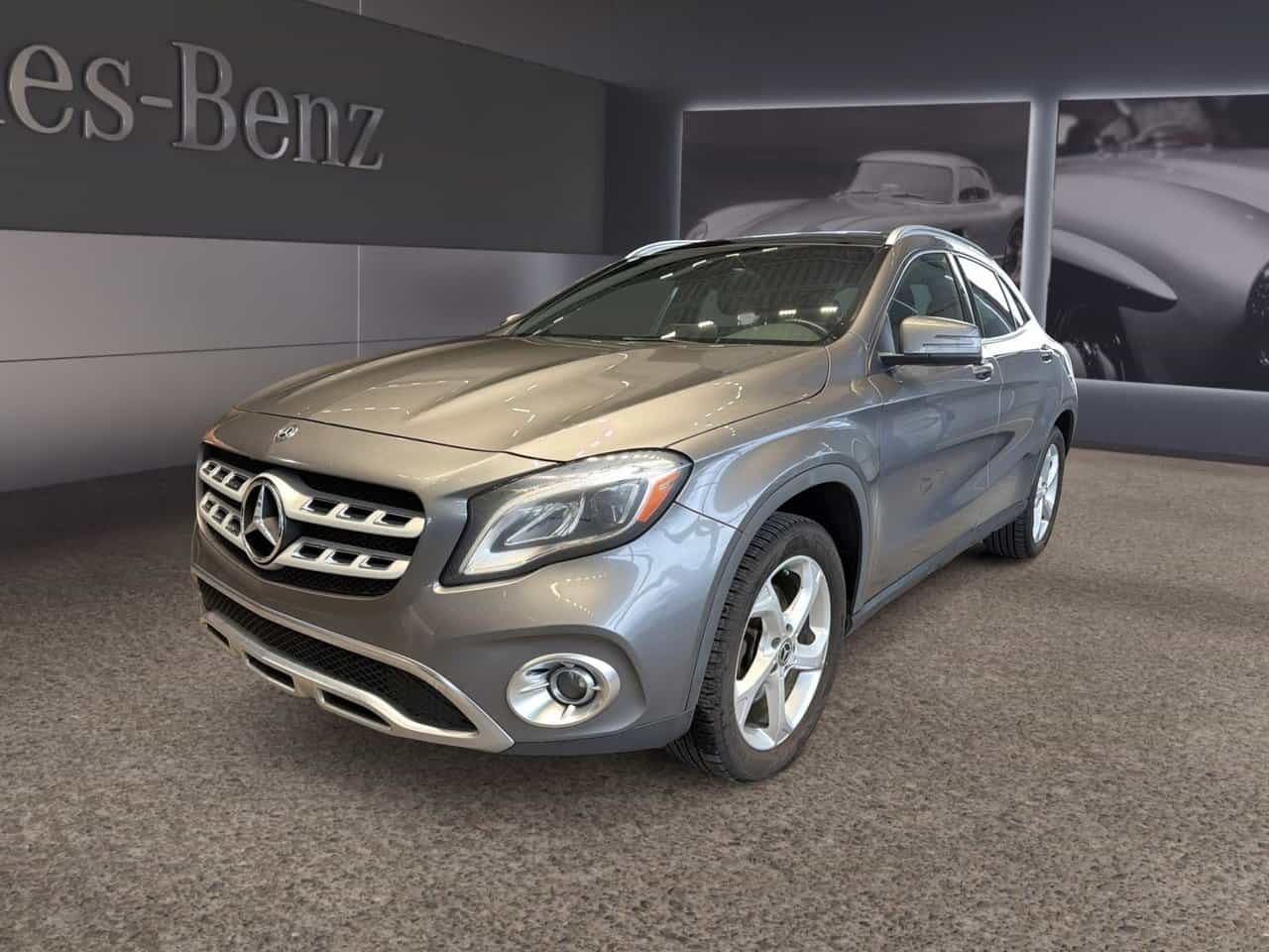 Image 1 Mercedes-Benz GLA GLA 250 Toit panoramique, ensemble Premium 2018