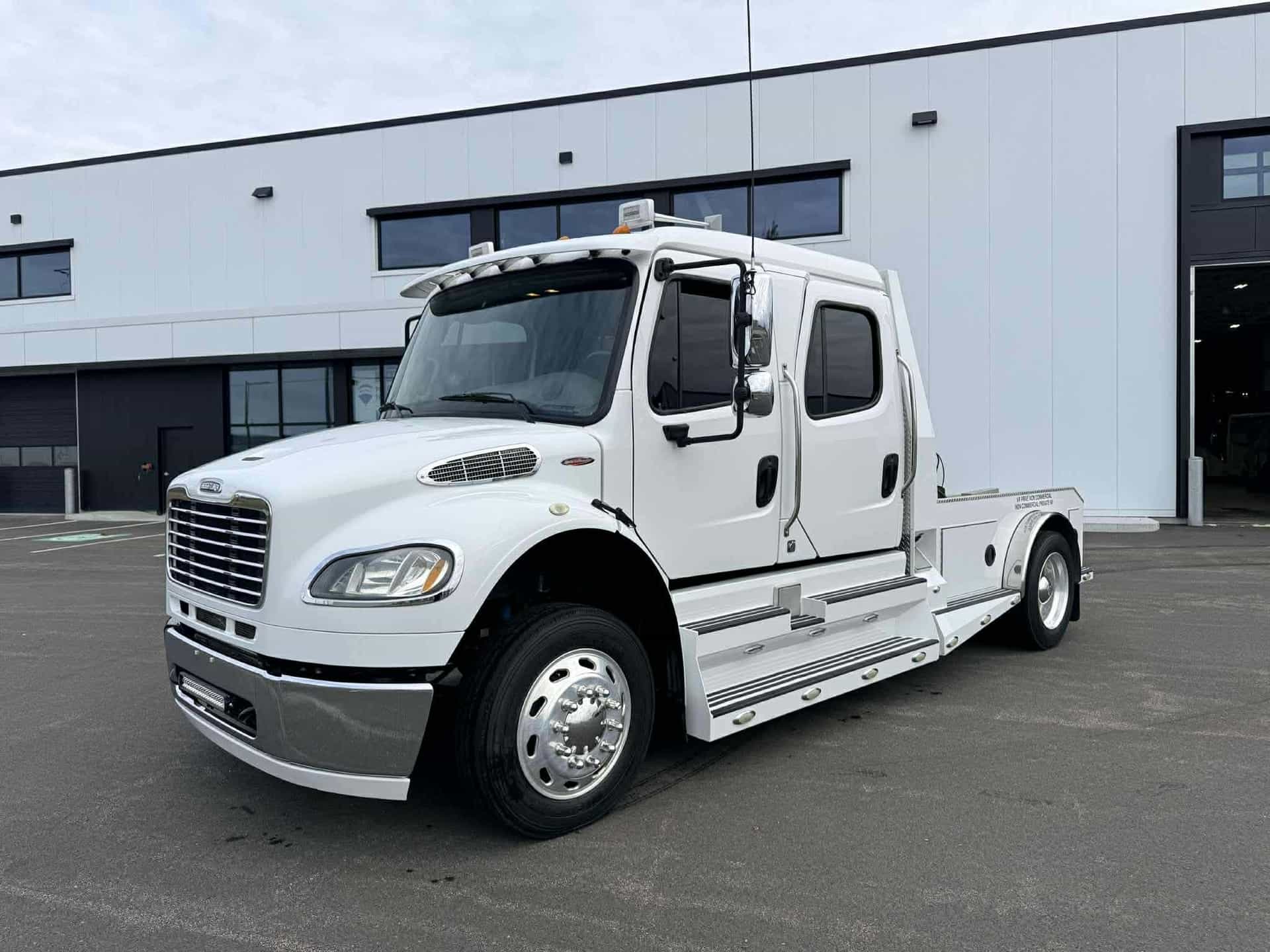 Image 1 FREIGHTLINER Mt45G 2013