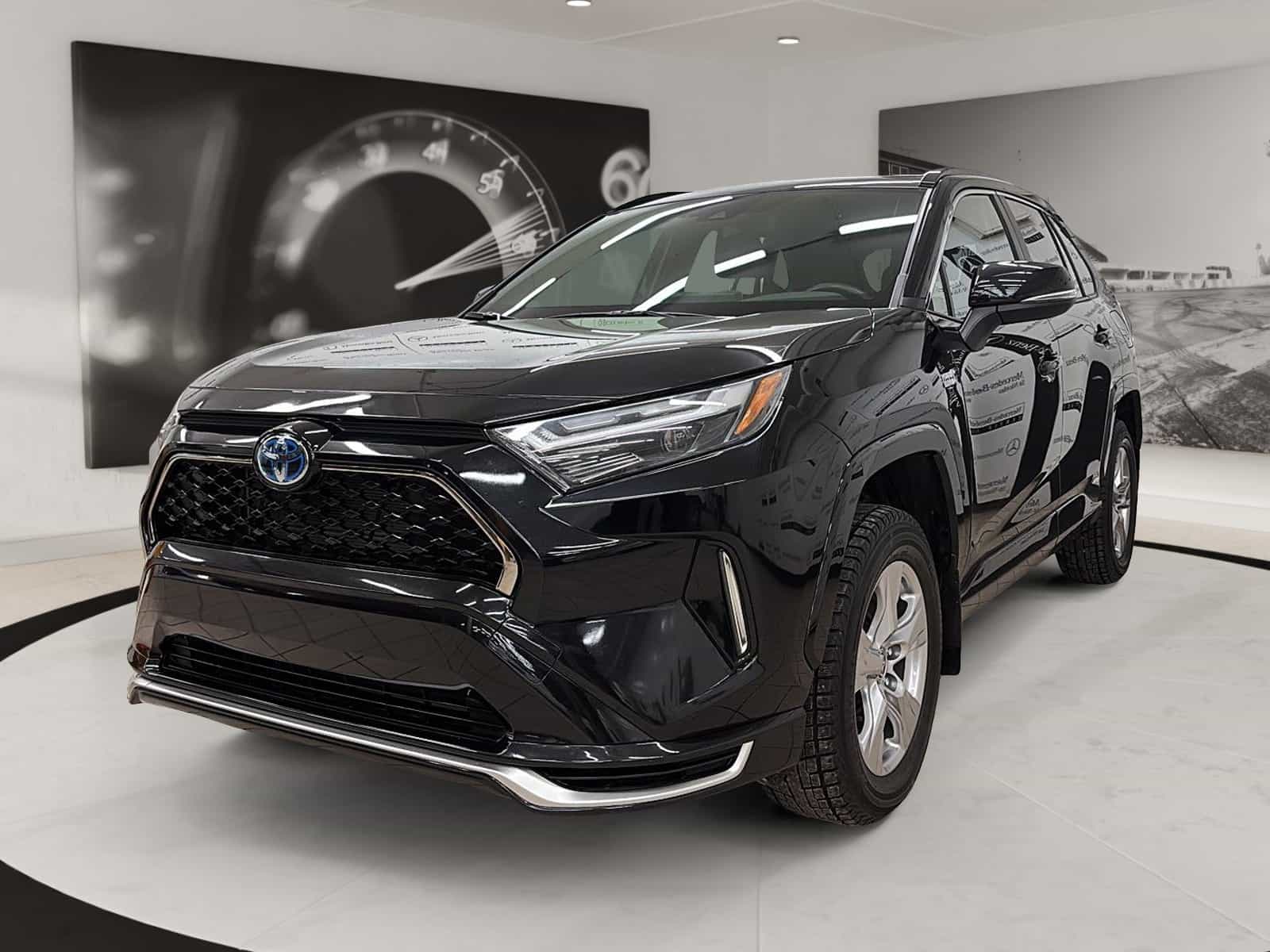 Image 1 Toyota Rav4 Prime Xse Awd 2023