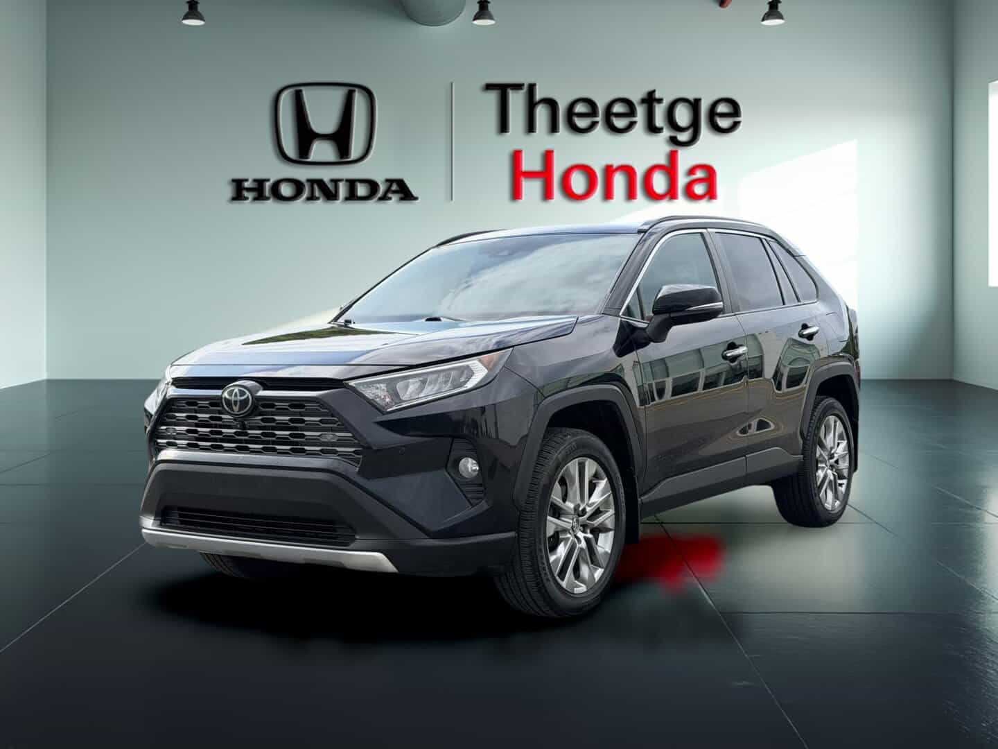2019 Toyota Rav4 Limited AWD - Image 1