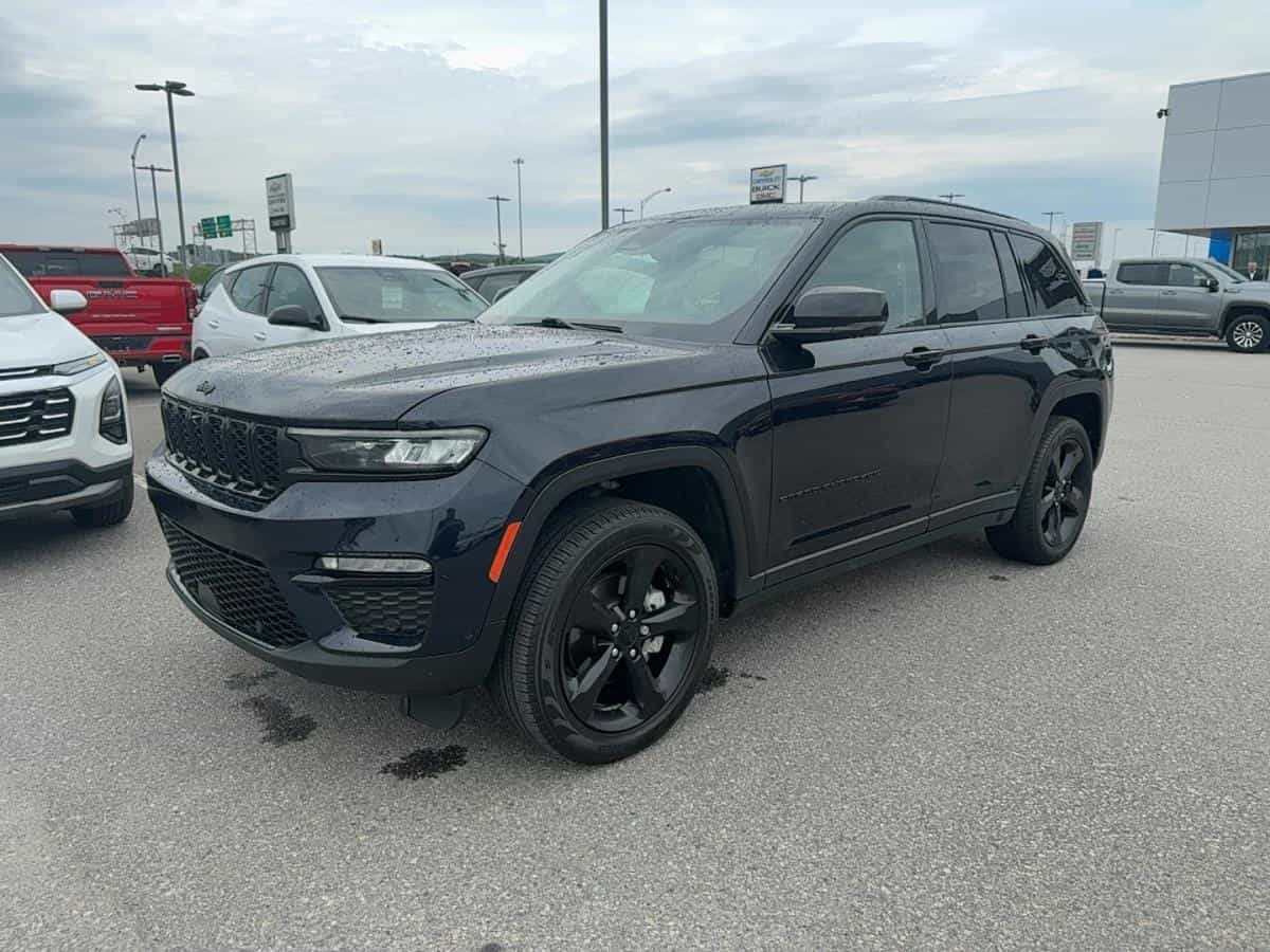 2024 Jeep Grand Cherokee Limited 4x4 - Image 1