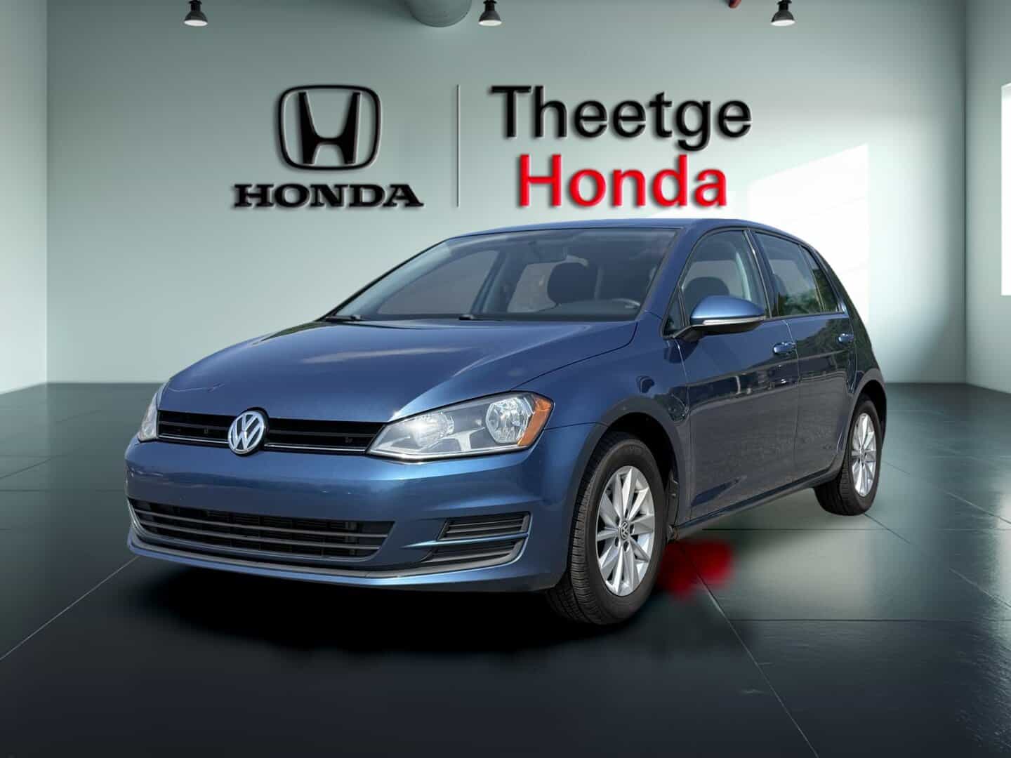 2015 Volkswagen Golf 1.8 TSI Trendline à hayon 5 portes BA - Image 1