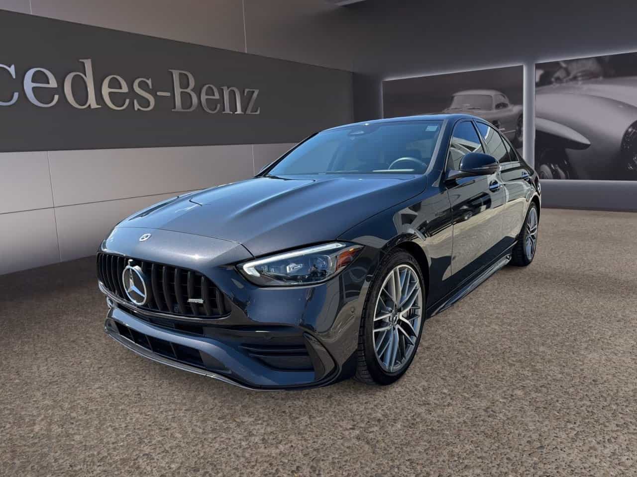 2023 Mercedes-Benz C-Class AMG C 43 Ens. Nuit Amg, Furtif AMG, Premium plus... - Image 1