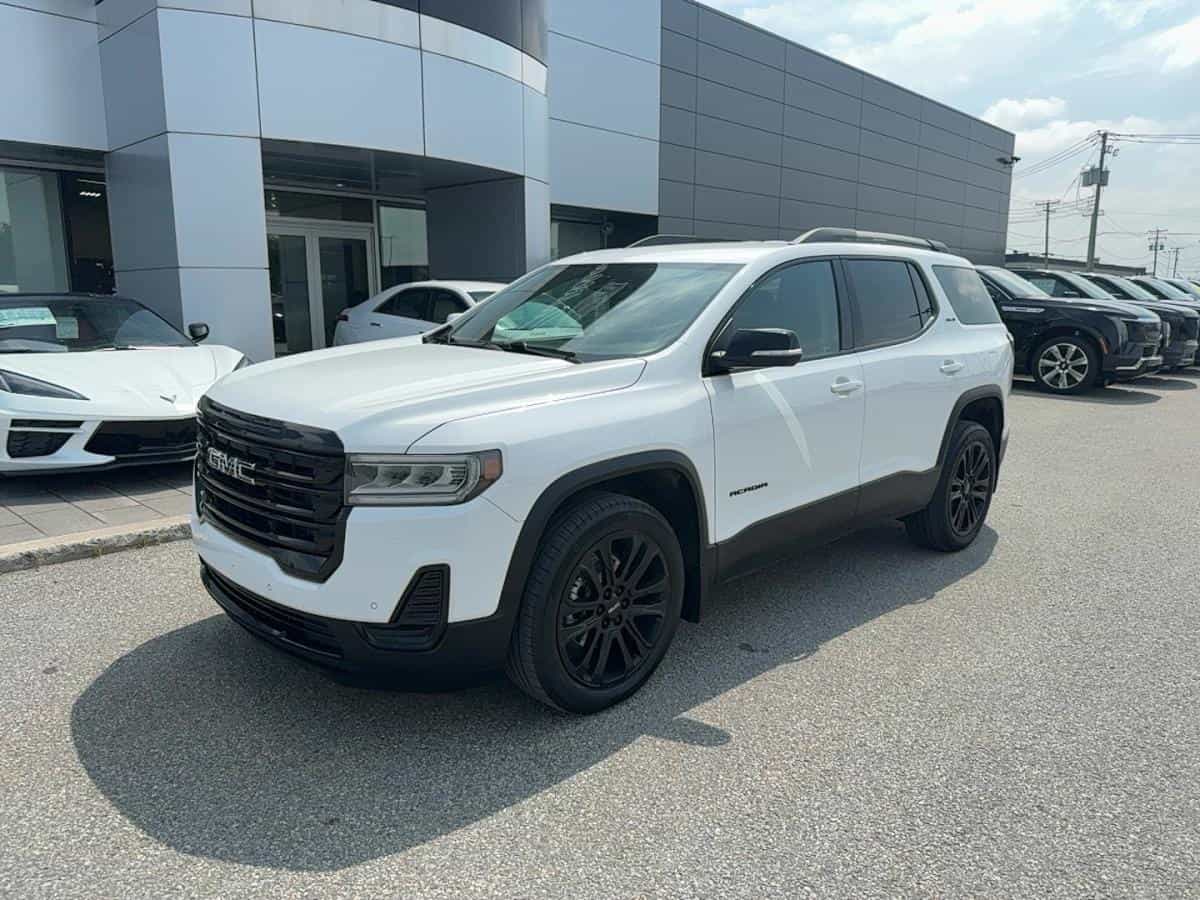 2023 GMC Acadia Sle Awd 3.6 L V6 - Image 1