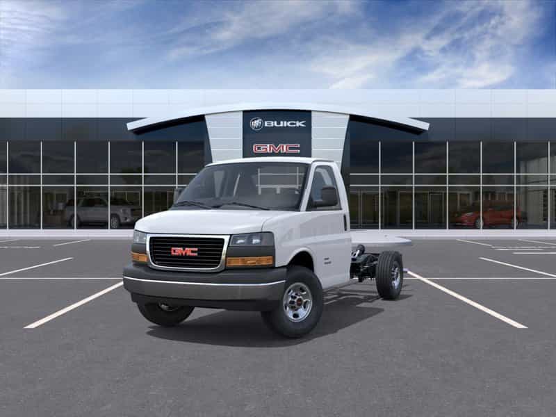 Image 1 GMC Savana Cutaway 139¨ 2026