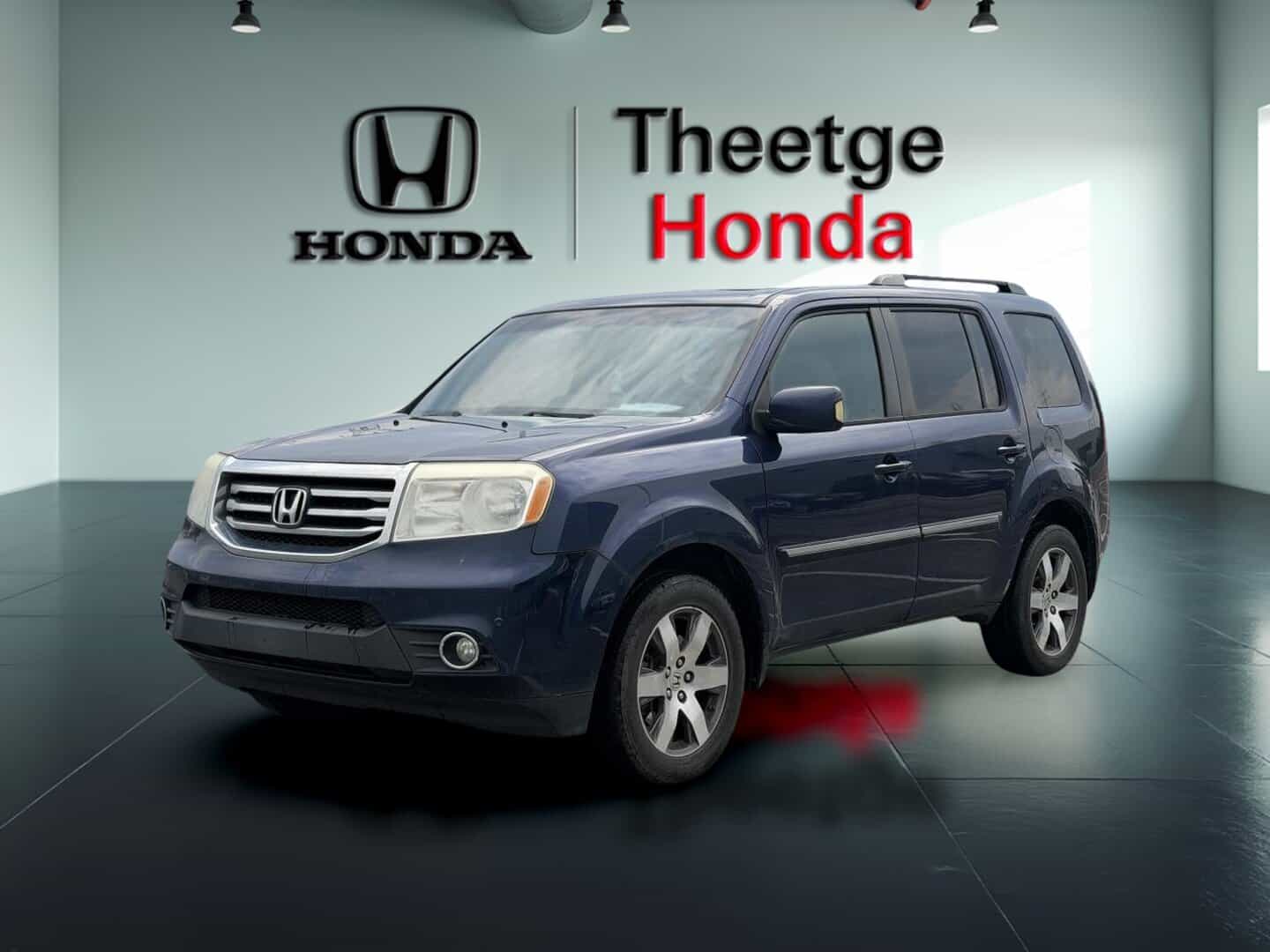 2015 Honda Pilot Touring AWD - Image 1