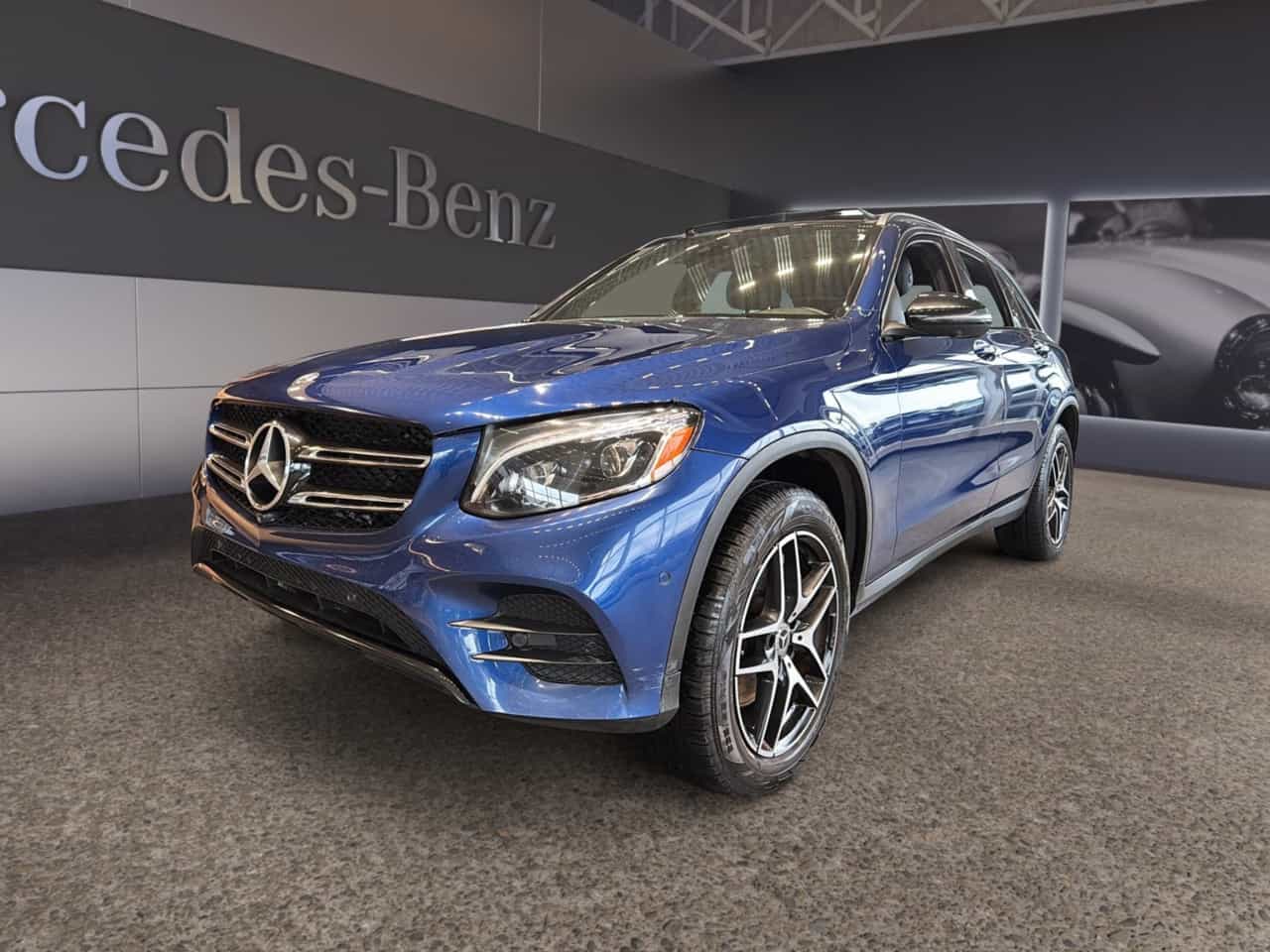 2019 Mercedes-Benz GLC GLC 300 Ensembles Nuit, Premium 1&2 - Image 1