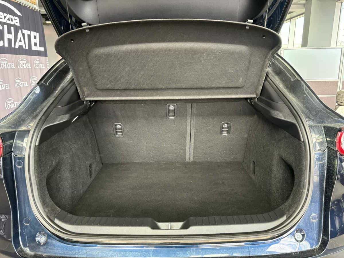 2021 Mazda CX-30 Gs Ti - Image 10