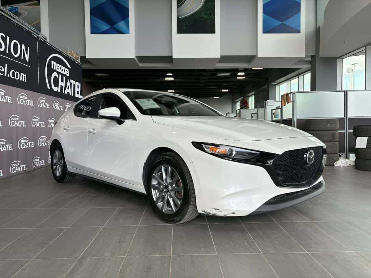 2023 Mazda MAZDA3 SPORT GS TI i-ACTIV BA - Image 4